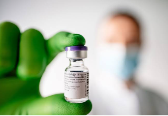 今天，130万剂阿斯利康新冠疫苗运抵印尼