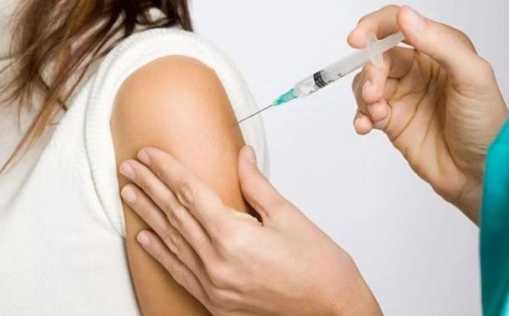 关键冷知识：疫苗为何打在胳膊，而非臀部？