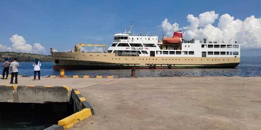 支持满足牛肉需求、交通部海上运输总局配备了农用船在卡拉拜港