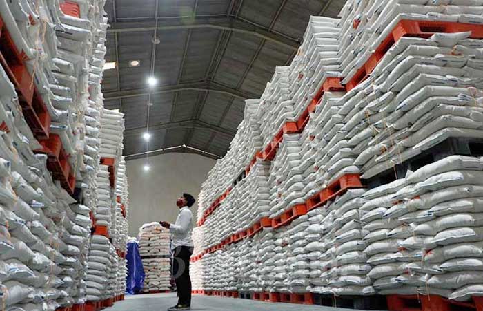 粮储局保证 PPKM 社会救助米是按规定的质量