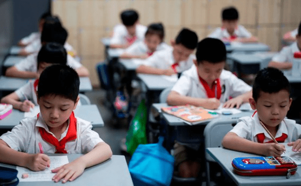 上海禁止小学期末“英语考试 ”