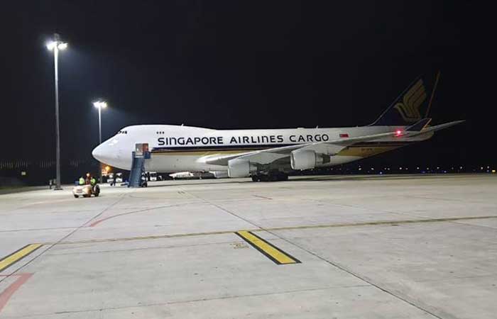 巴厘岛机场开通国际航班，新航等待绿灯