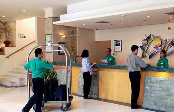 茂物市 75% 的酒店员工一开始工作