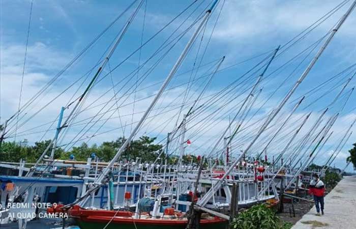 三名被马来西亚逮捕的渔民返回印尼