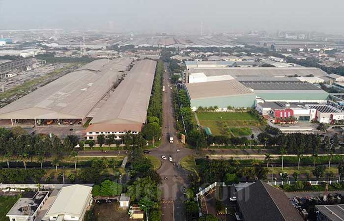 制造业对西爪哇经济的贡献率为 41.81%