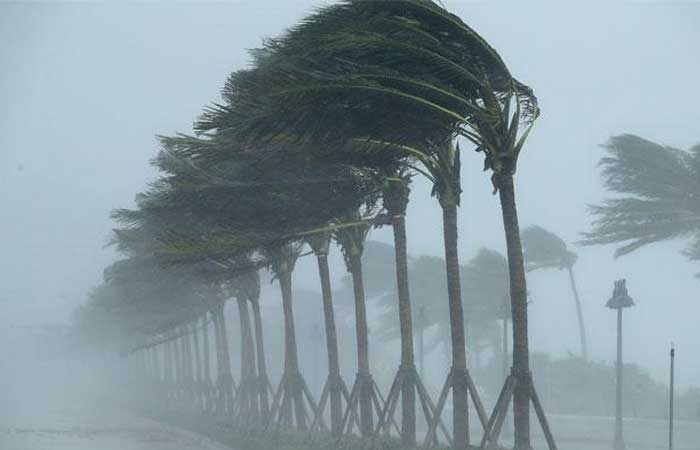 首都雅加达刮起了超大强风，原来是因为……