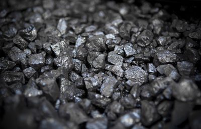 印尼考虑禁止出口铝土矿和锡，A股铝业股闻风上涨