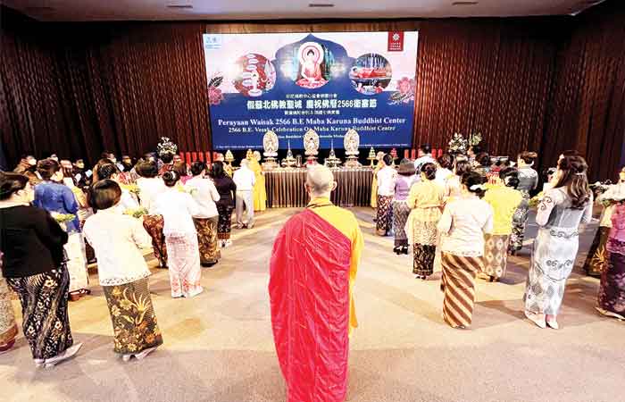 印尼佛教中心协会假佛教圣城礼堂举办卫塞节纪念庆典