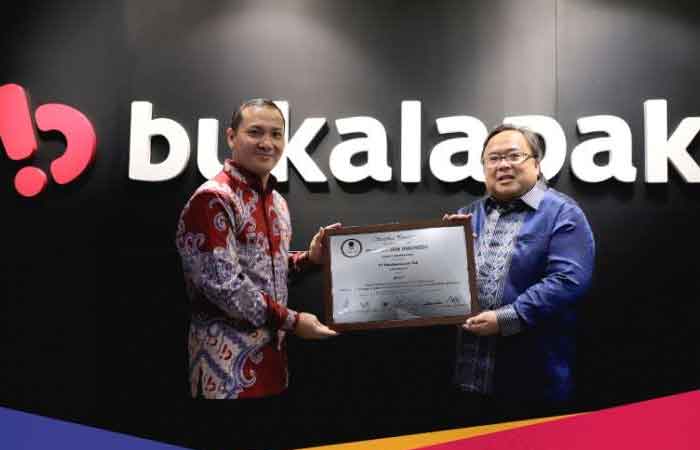 班邦期盼 Bukalapak 和 Allo 银行的合作取得佳绩