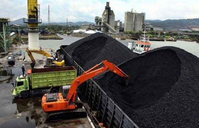 去年我国煤炭出口中国近2亿吨 主因是印尼煤炭热量低含硫高 而且运费更低