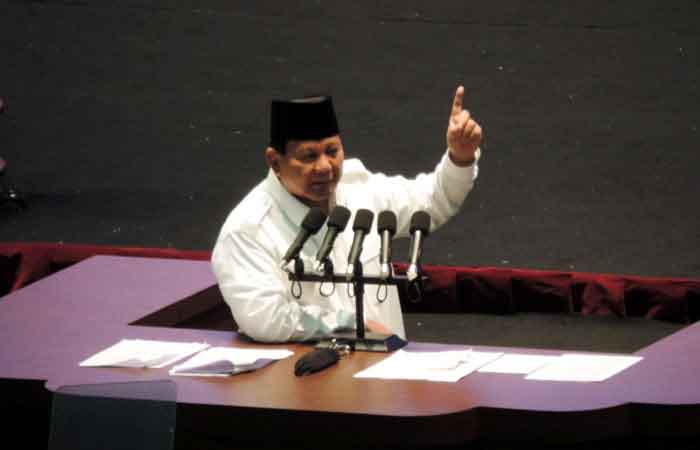普拉波沃回顾十年竞选历程 赞扬佐科维将被史册记录为印尼最好的总统