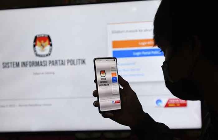 数百名巴厘岛人被由政党在 KPU 注册
