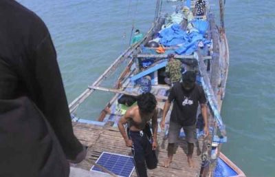 八名东努省渔民因违反水域边界被澳大利亚拘留