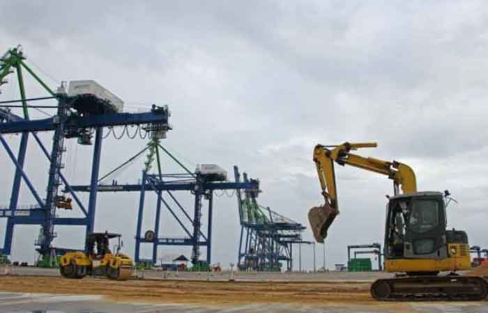 交通部计划在 2023 年年中完成望加锡新港的开发