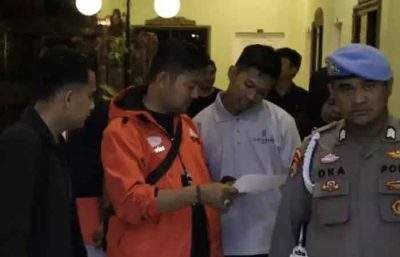丹绒槟榔酒店突击搜捕青少年和非夫妻男女