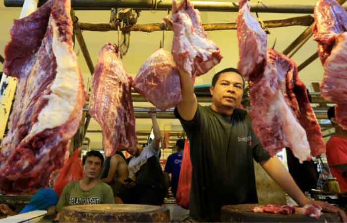 在斋月的第一天，棉兰的牛肉价格达到每公斤 14 万盾