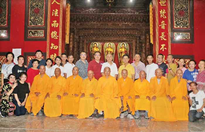 南海观音寺举办“盂兰盆节”祈祷活动