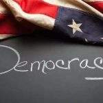 美国的民主指数持续下降，沦为有缺陷的民主国家