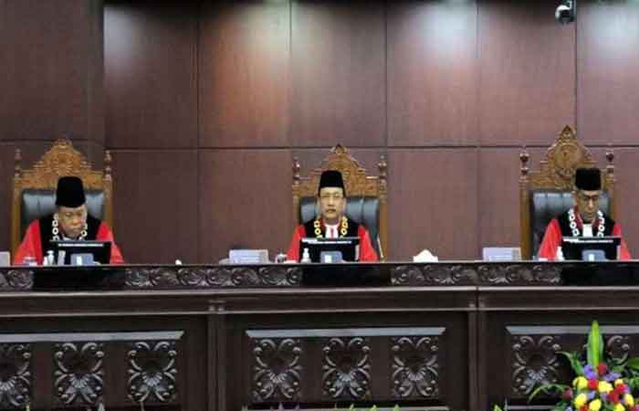 宪法法院：尽最大努力保持中立 将于 4 月 22 日对普选结果诸多争
