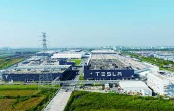 特斯拉超级工厂：下月开工，明年量产
